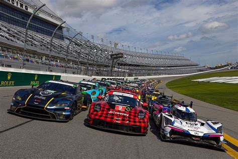 24 hours of daytona race